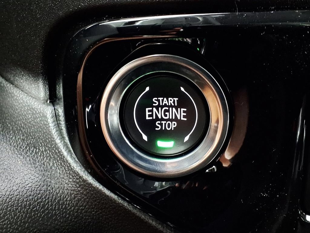 2026 GMC Sierra 1500 SLT - Photo 15