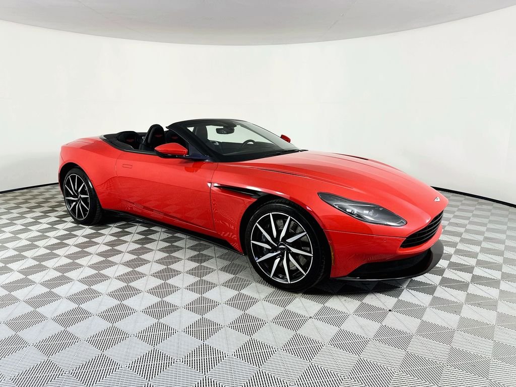 2020 Aston Martin DB11 V8 Volante's photo