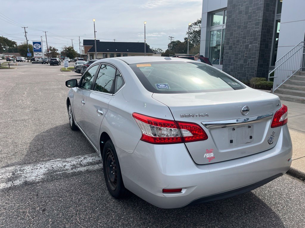 Used 2015 Silver Nissan SV image 6