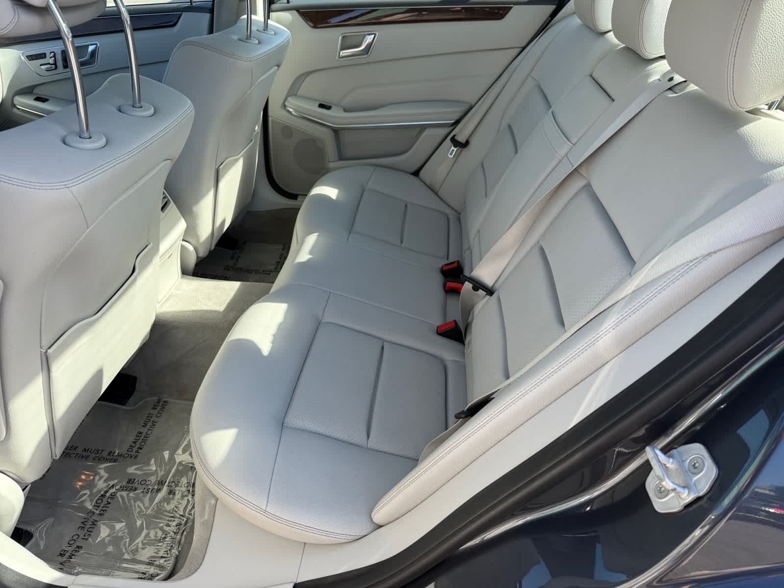 Used 2016 Steel Grey Metallic Mercedes-Benz E 350 Luxury image 10