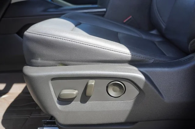 Used 2022 Black Chevrolet LT image 19