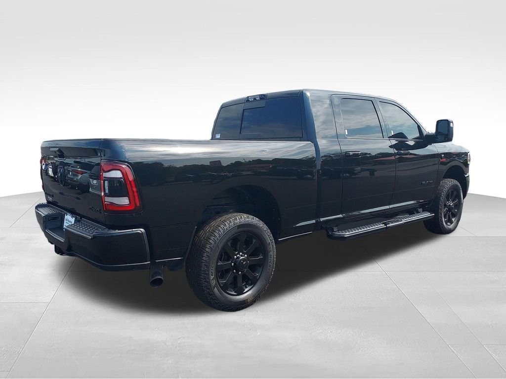 Used 2024 Black Ram Laramie image 5
