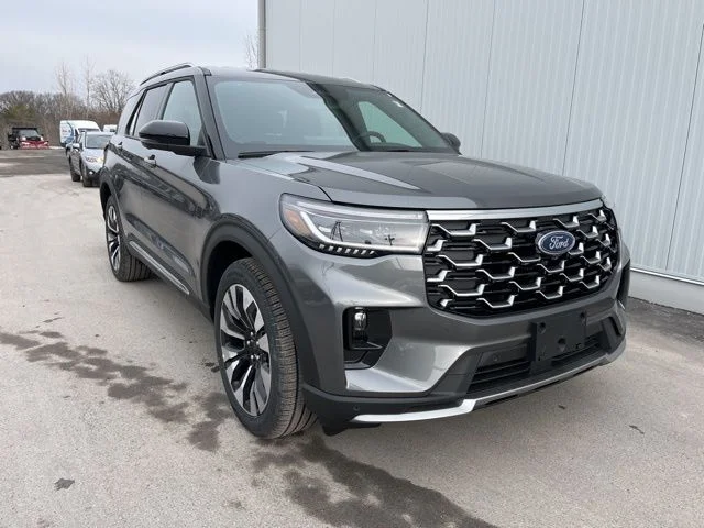 2026 Ford Explorer Platinum 4WD's photo