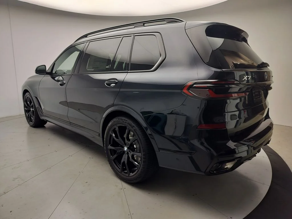 New 2027 Carbon Black Metallic BMW xDrive40i image 4