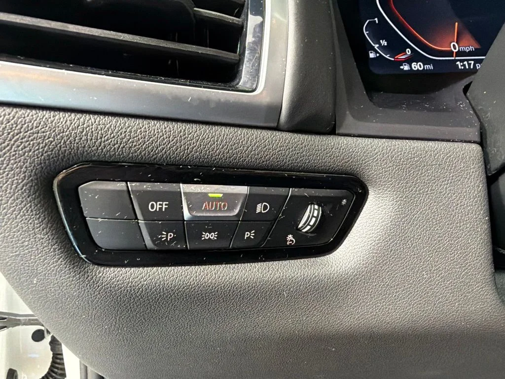 2026 BMW 8 Series 840i - Photo 27