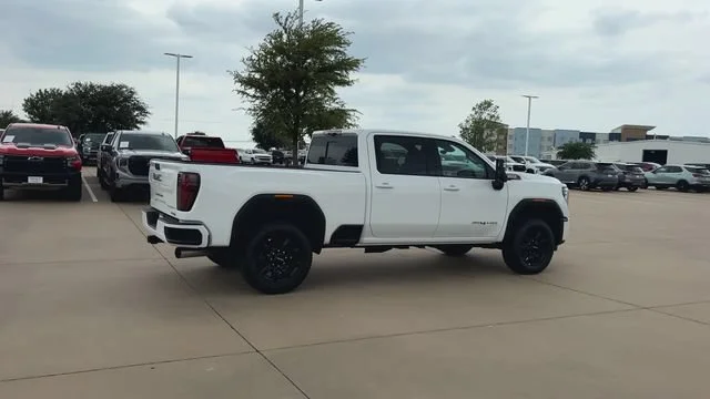 2026 GMC Sierra 2500HD AT4 - Photo 8