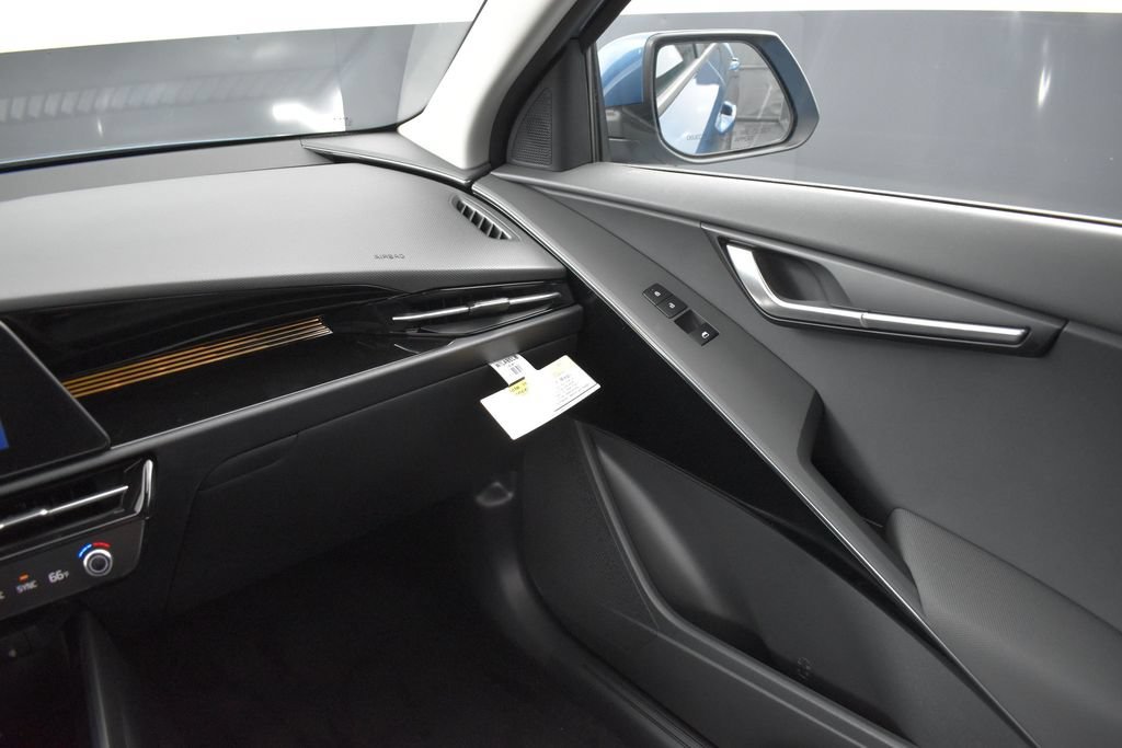 New 2026 Mineral Blue Kia EX image 12