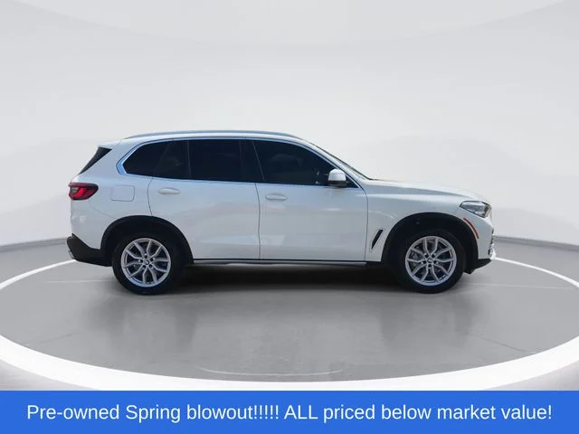 Used 2020 Black BMW xDrive40i image 9