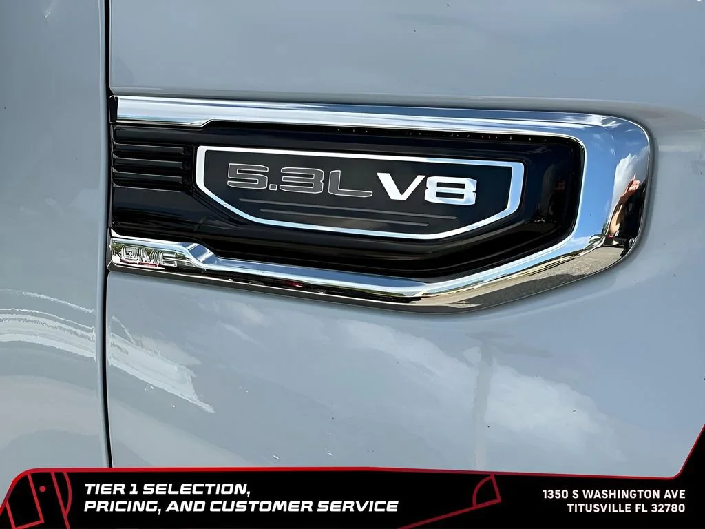New 2026 Glacier White Tricoat GMC SLT image 20