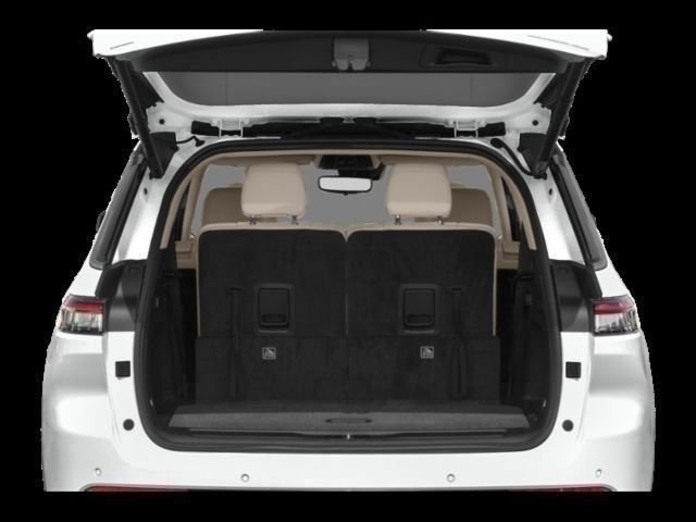 Used 2022 White Jeep Laredo image 8