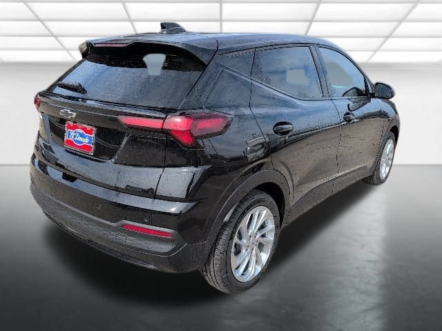2027 Chevrolet Bolt LT - Photo 28