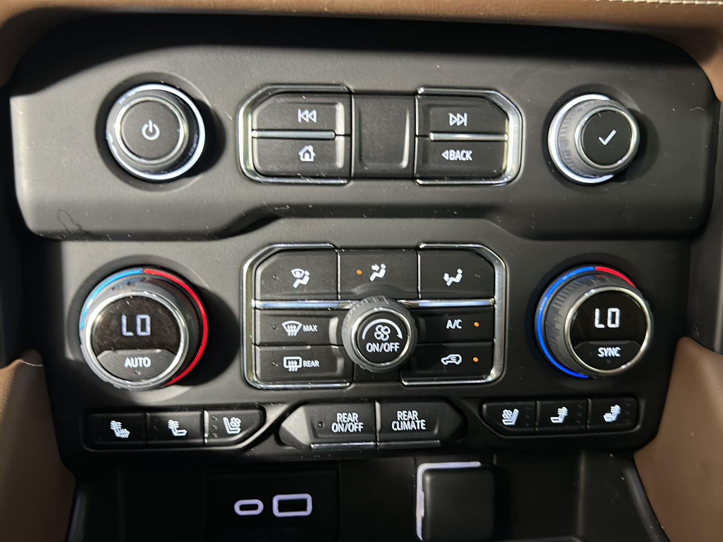 Used 2023 Silver Sage Metallic Chevrolet High Country image 24