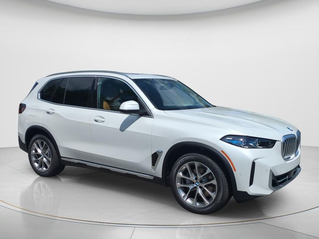 New 2026 Mineral White Metallic BMW xDrive40i image 2