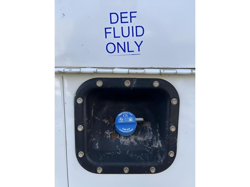 2015 Ford F-450 Super Duty Chassis Cab XL - Photo 33