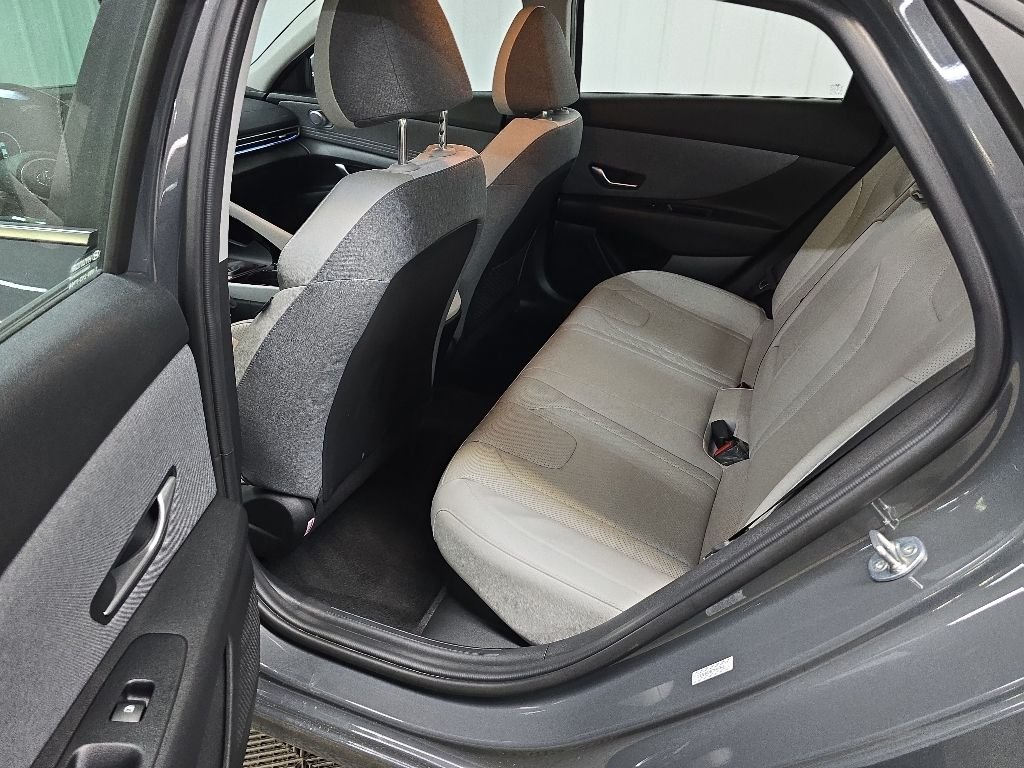 Used 2023 Gray Hyundai Limited image 32
