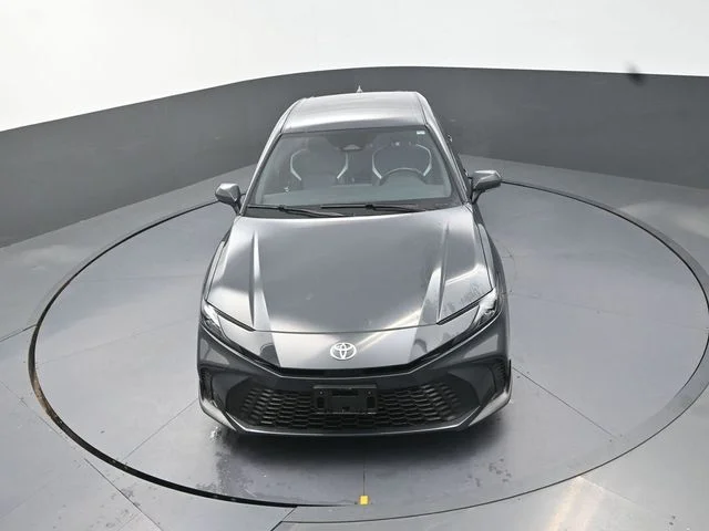 Used 2025  Toyota SE image 23