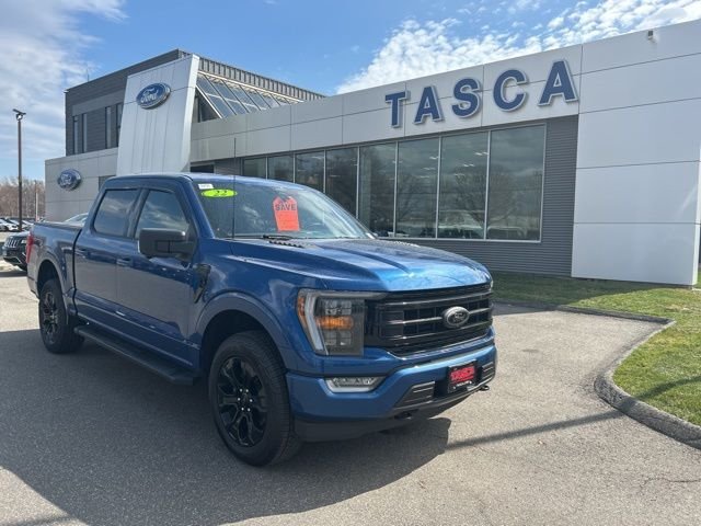 Used 2022 Blue Ford XLT image 1