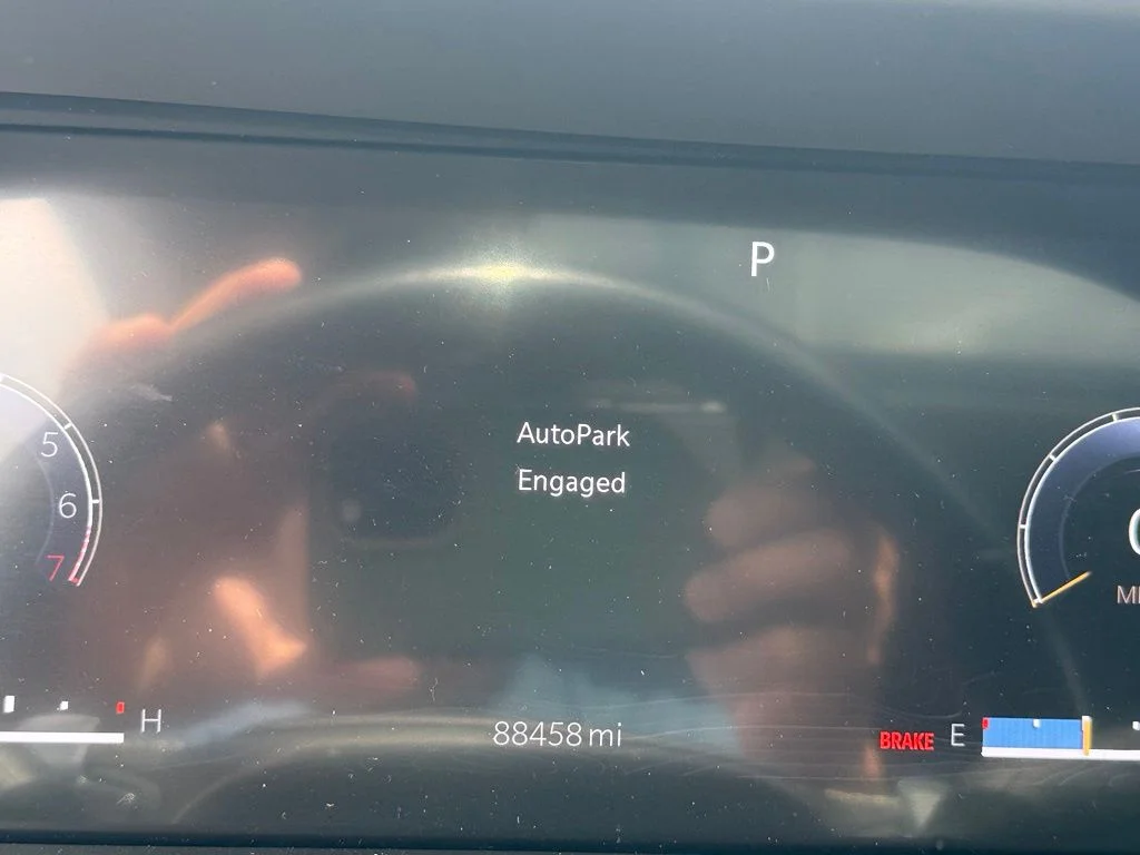 Used 2022 Gray Jeep Limited image 14