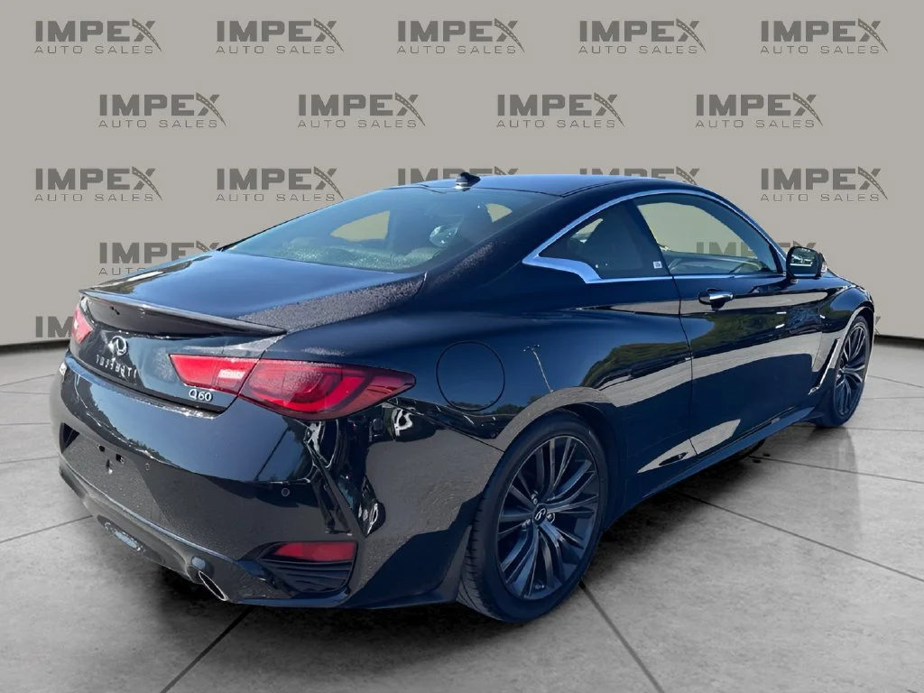 Used 2022 Black INFINITI LUXE image 5