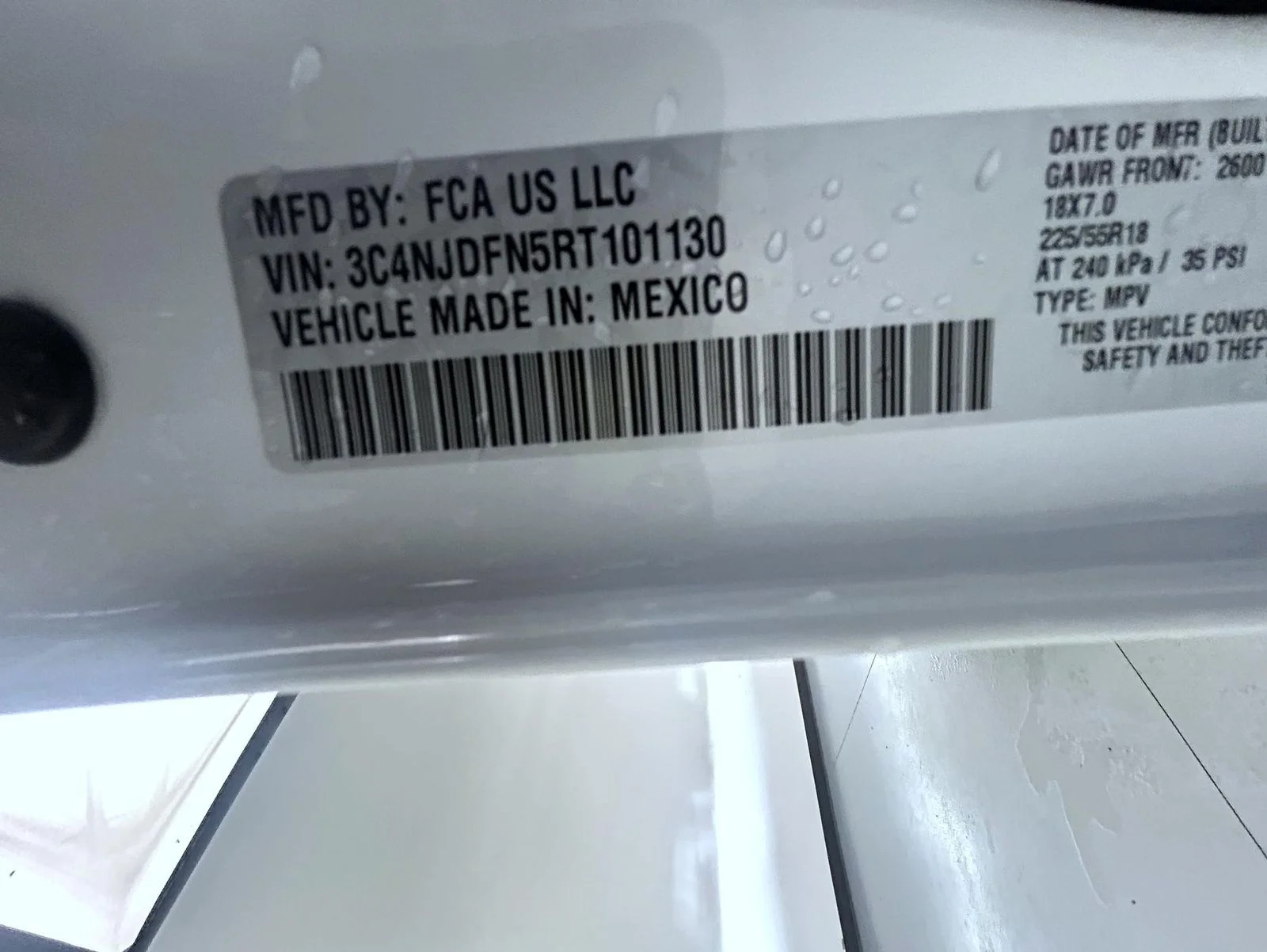 Used 2024 White Jeep Latitude Lux image 25