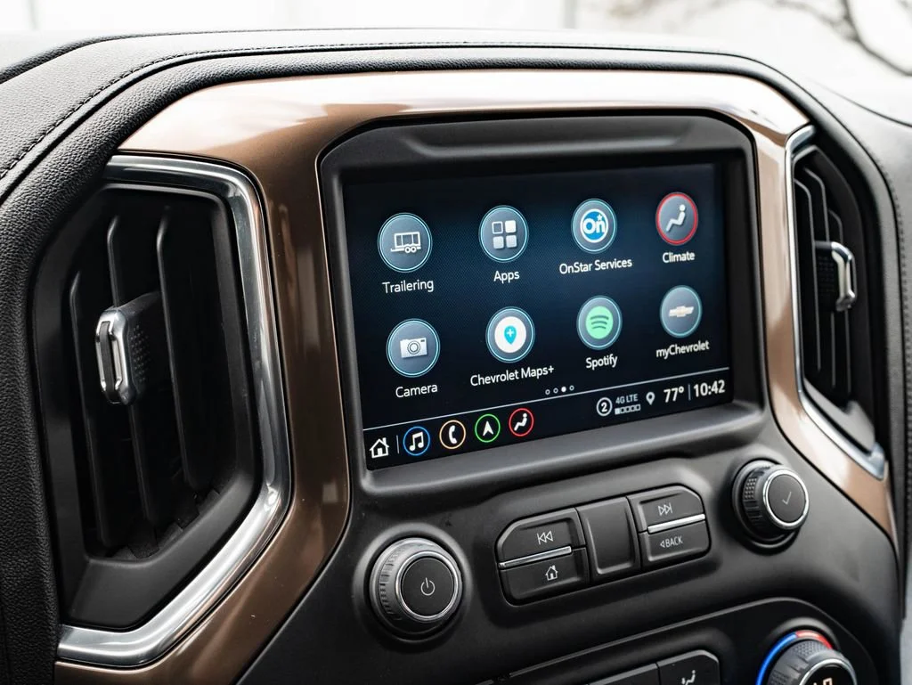 Used 2022 Iridescent Pearl Tricoat Chevrolet High Country image 32