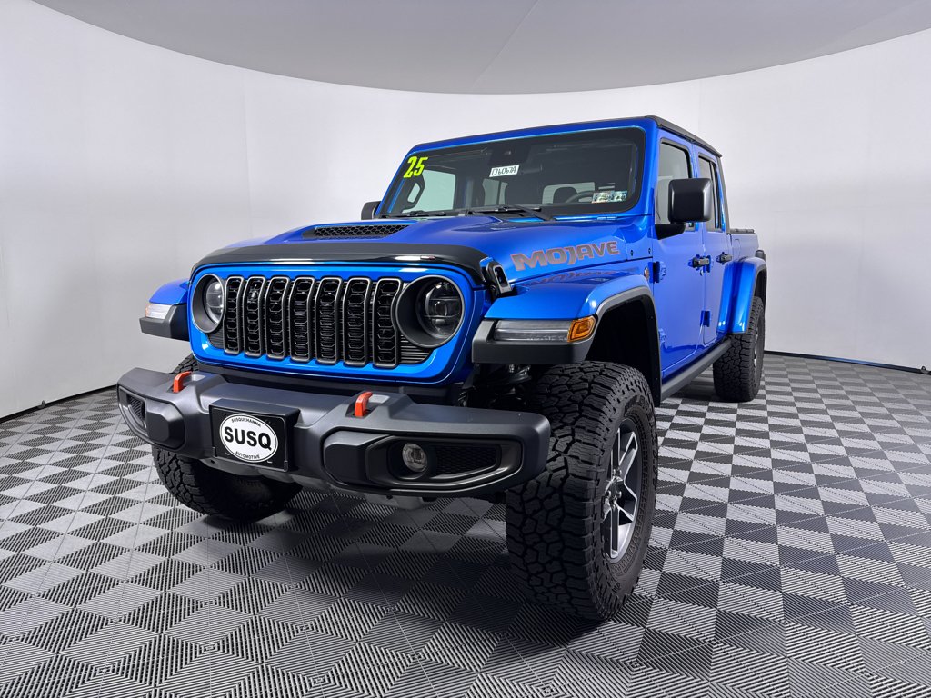 Used 2025 Hydro Blue Pearlcoat Jeep Mojave image 17