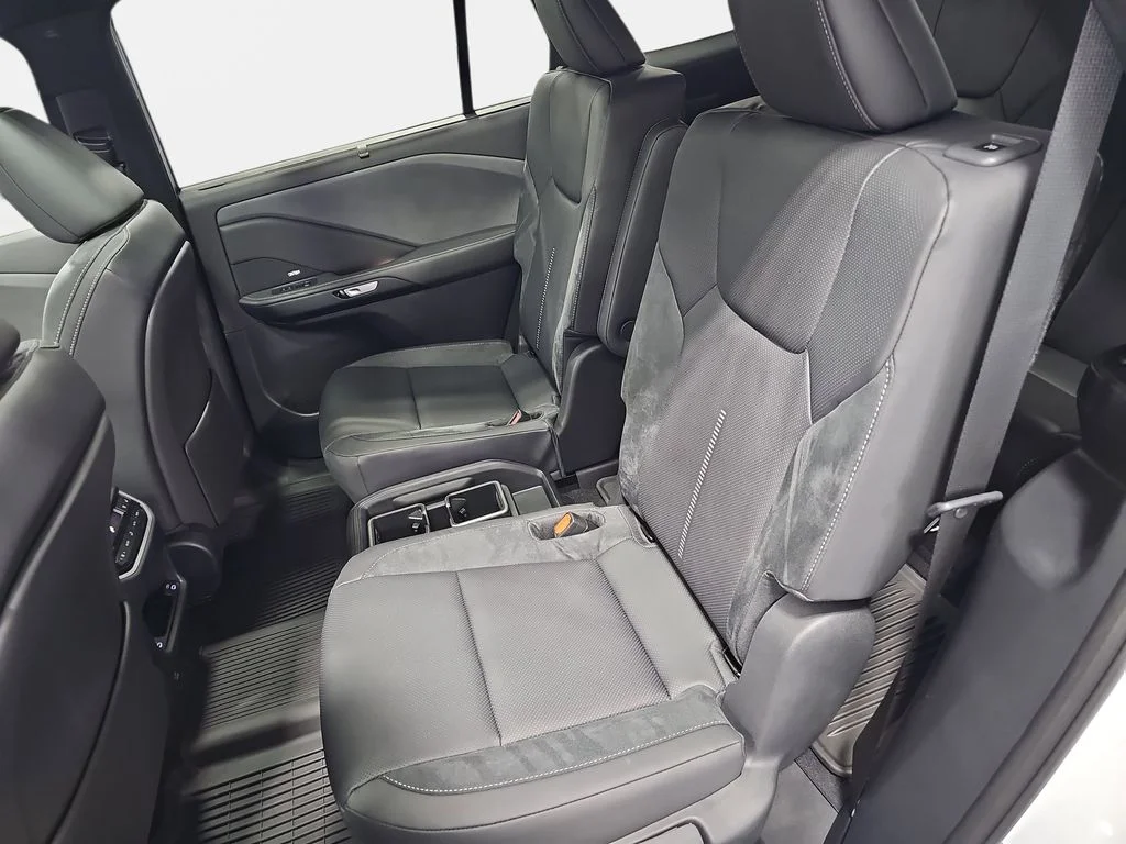 New 2026  Lexus 550h+ Luxury image 13