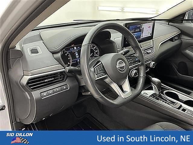 Used 2024 Brilliant Silver Metallic Nissan 2.5 SV image 13