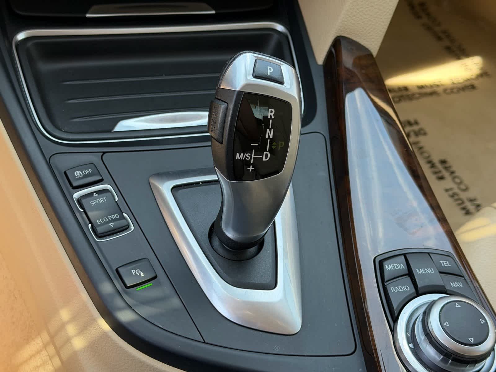 Used 2013 White BMW 335i xDrive image 28