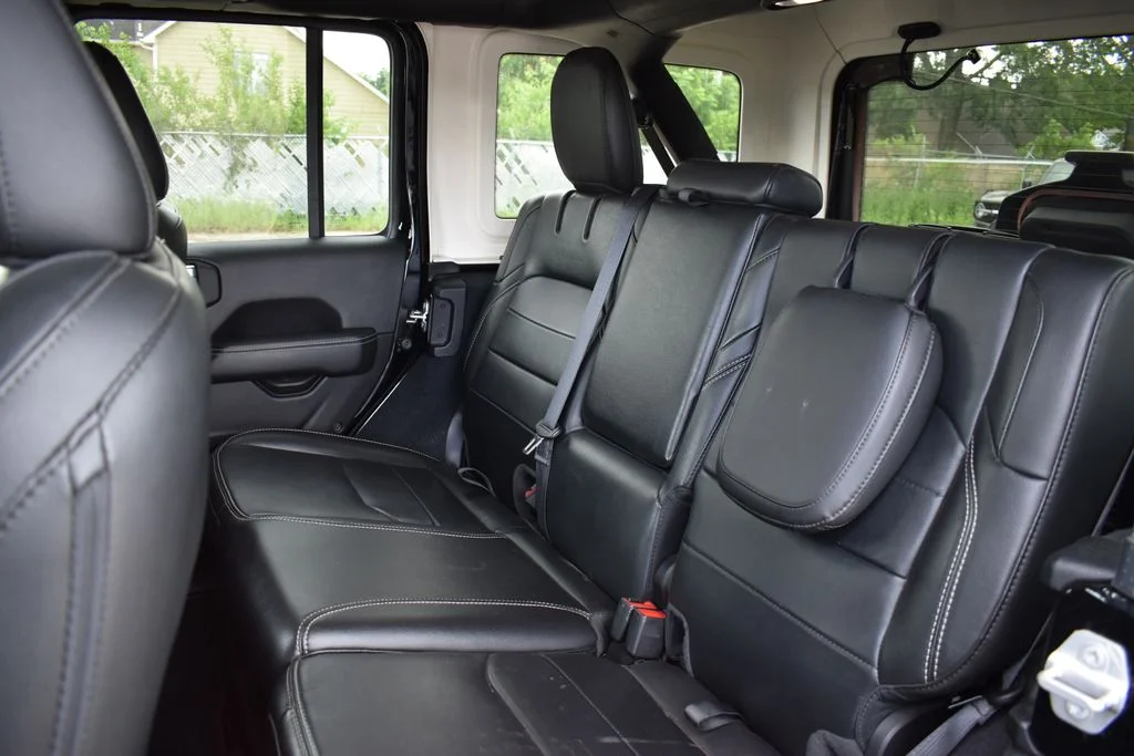 Certified Used 2022 Black Clearcoat Jeep Unlimited Sahara 4xe image 8