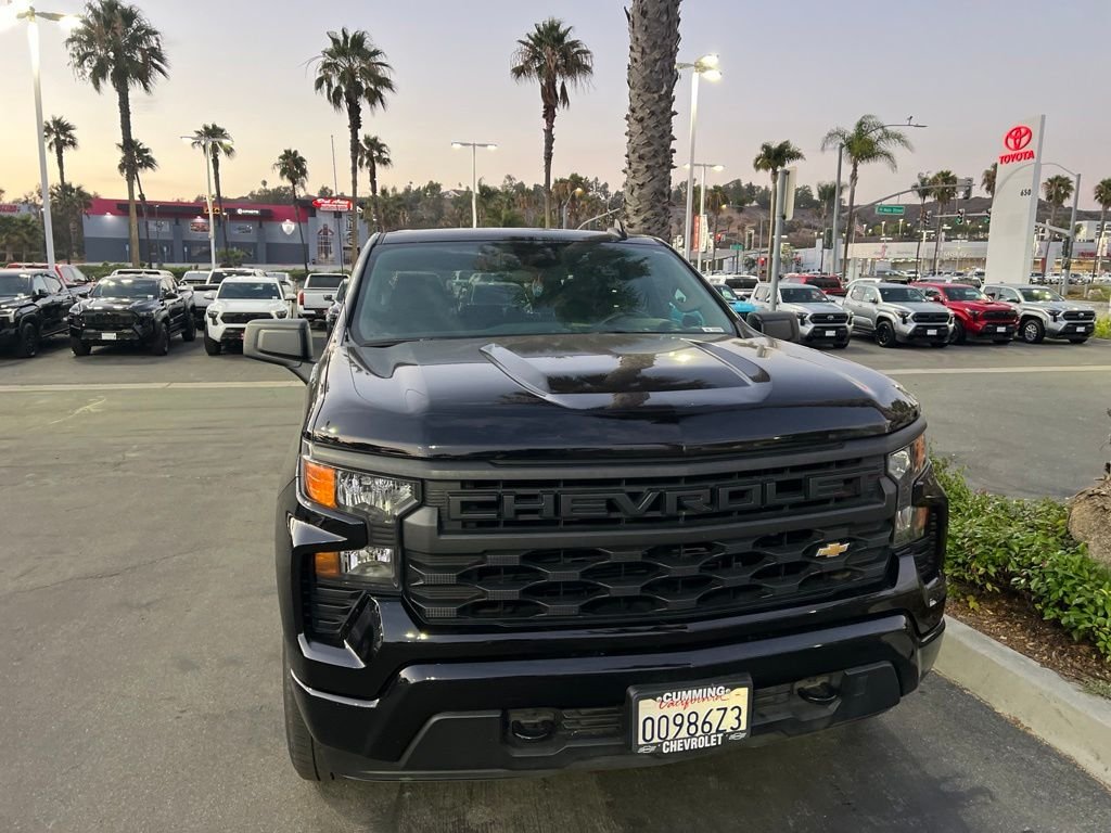 Used 2024 Black Chevrolet Custom image 4