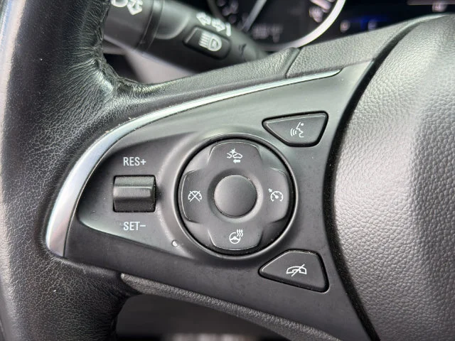 Used 2021 DARK SLATE METALLIC Buick Avenir image 25