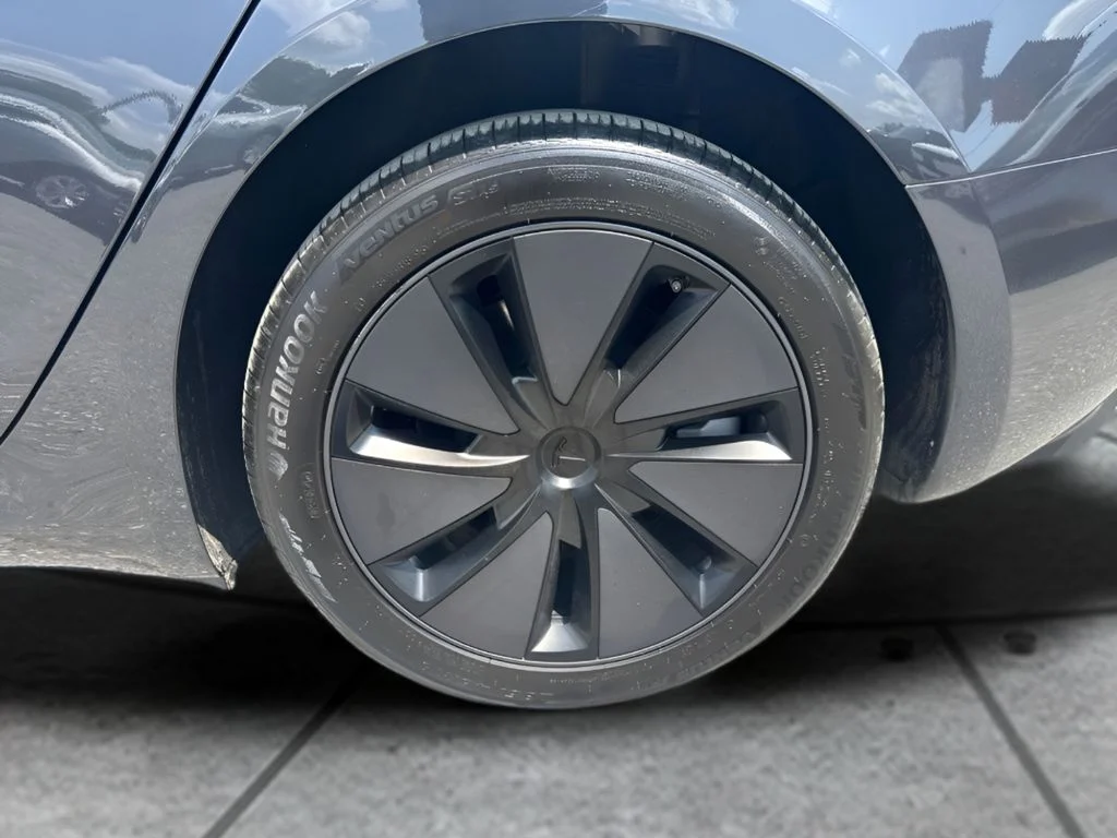 Used 2025 Black Tesla Long Range image 32