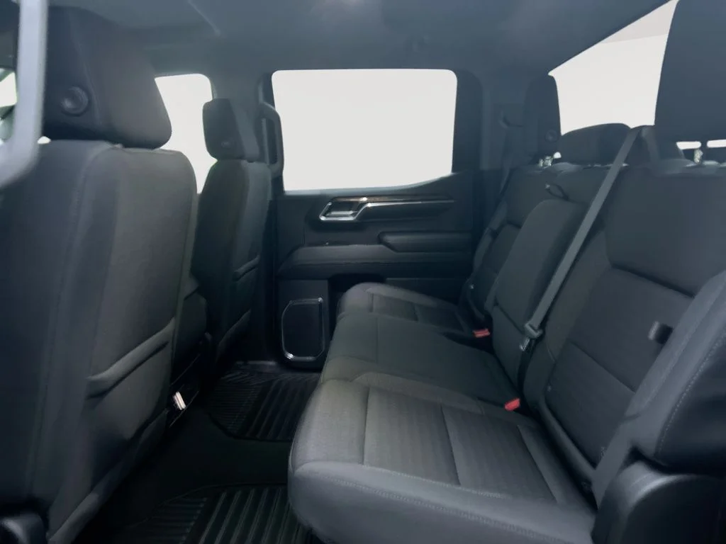Used 2024 Gray GMC Elevation image 27