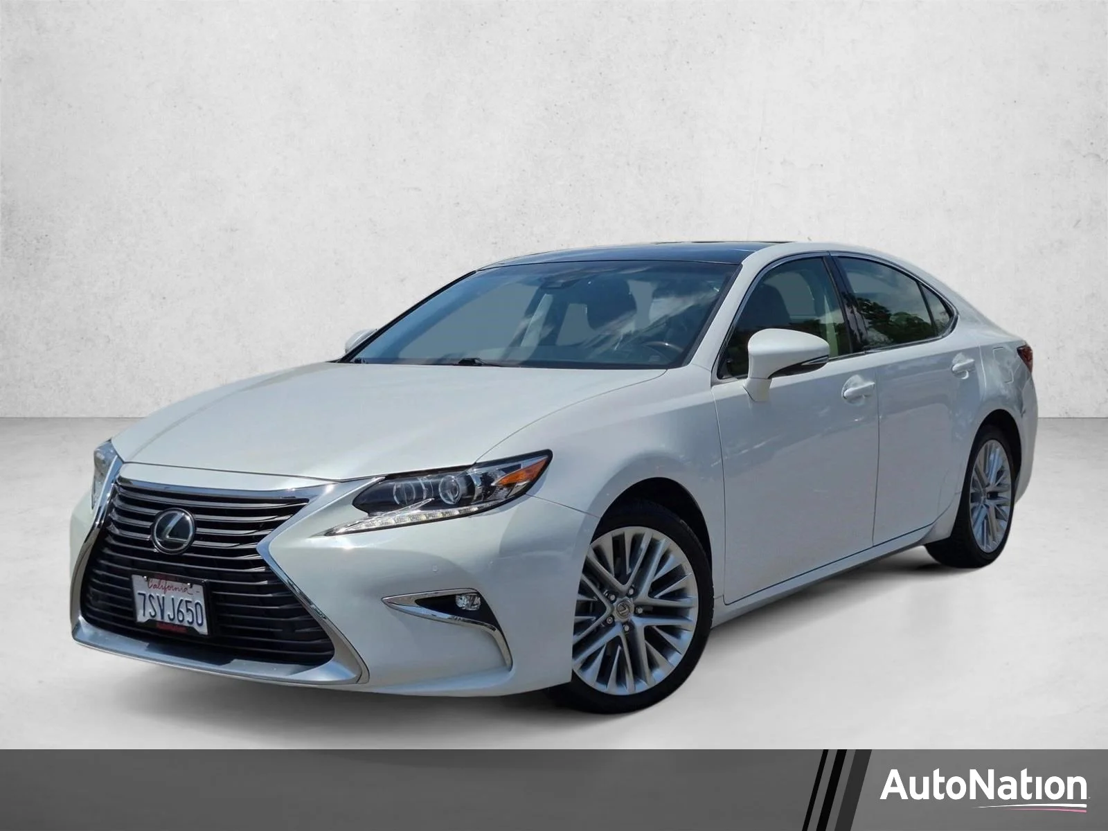 2016 Lexus ES 350 350's photo