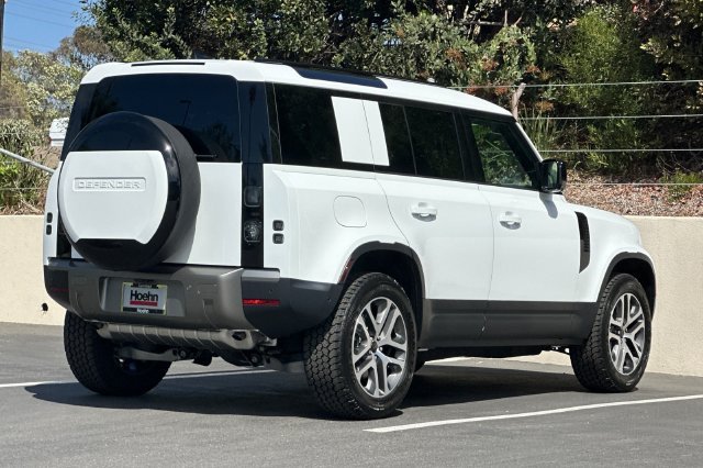 New 2026 Fuji White Land Rover S image 5