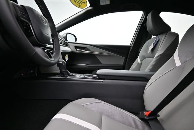 Used 2026  Toyota SE image 16