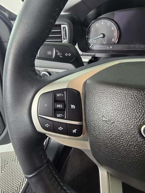 Used 2023 White Ford XLT image 22
