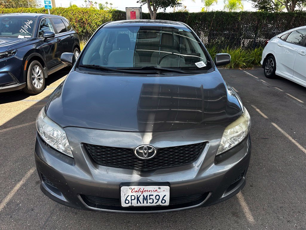 Used 2010  Toyota  image 3