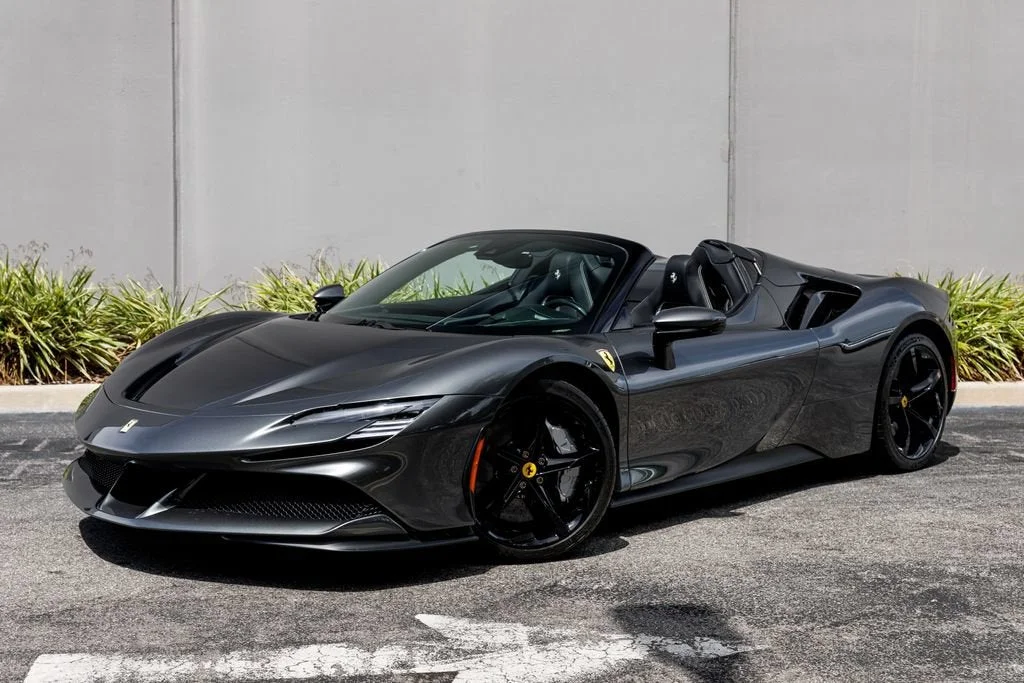 Used 2024 Grigio Silverstone Ferrari  image 49