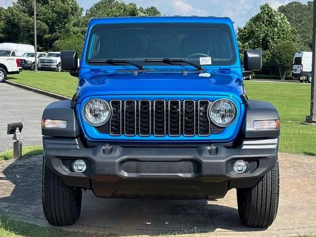 New 2026 Hydro Blue Pearl-Coat Exterior Paint Jeep Sport image 2