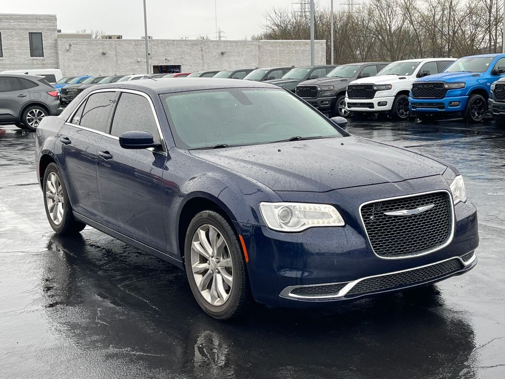 2017 Chrysler 300 Limited