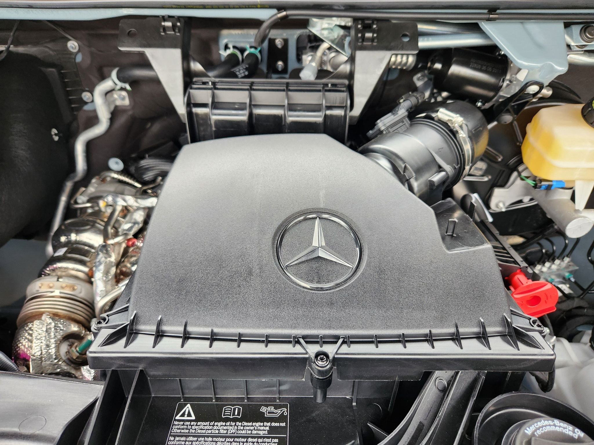New 2026 Blue Grey Mercedes-Benz CARGO image 19