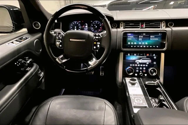 Used 2021 Blue Land Rover Westminster image 4