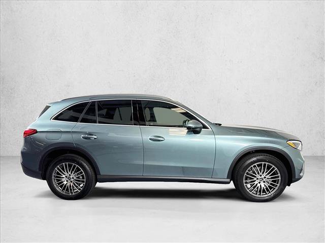 New 2026 Verde Silver Metallic Mercedes-Benz GLC 300 image 34