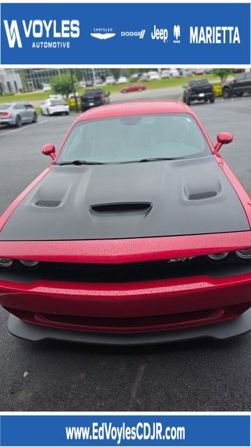 2016 Dodge Challenger SRT Hellcat's photo