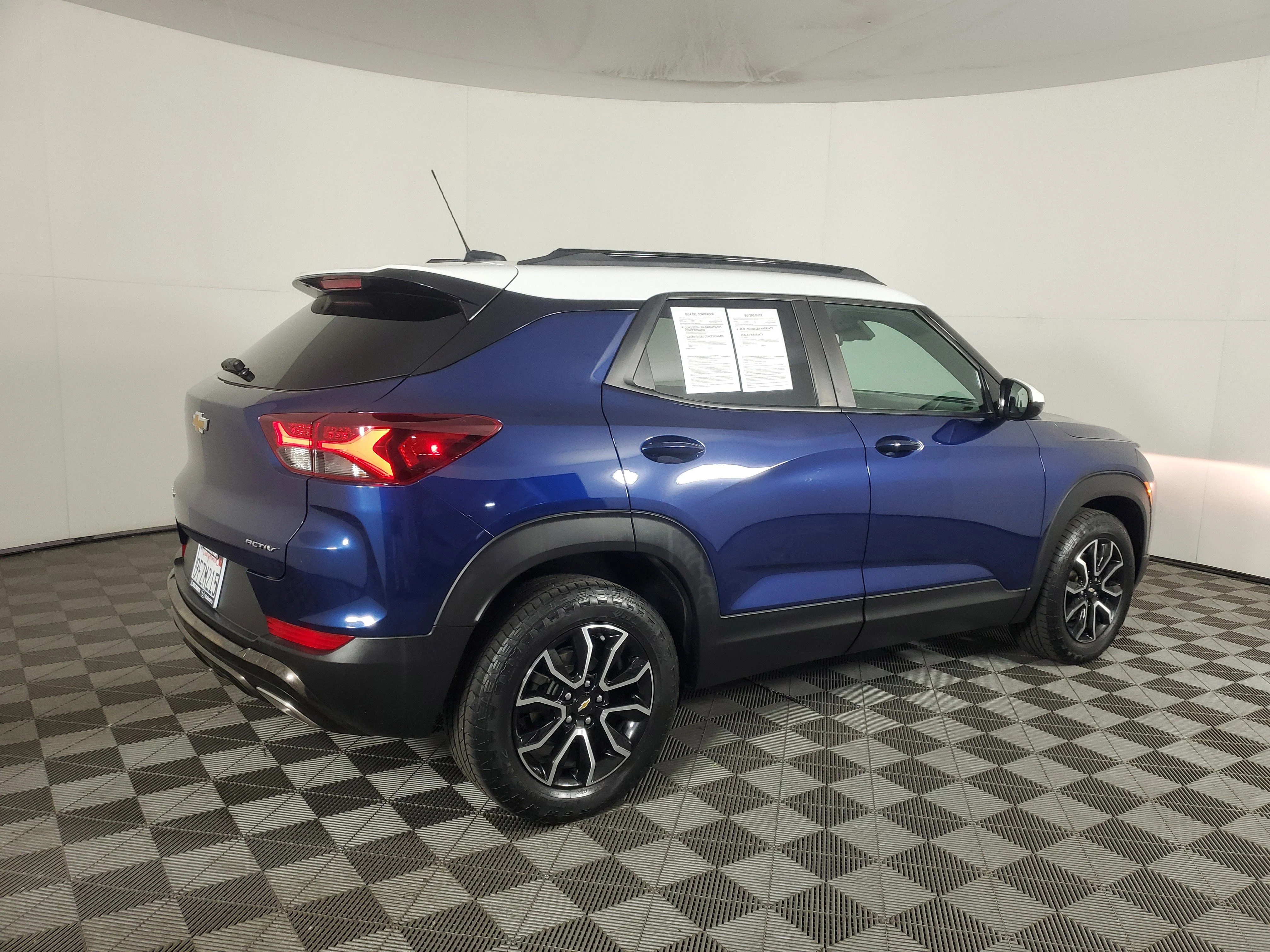 Used 2023 Blue Glow Metallic Chevrolet ACTIV image 4