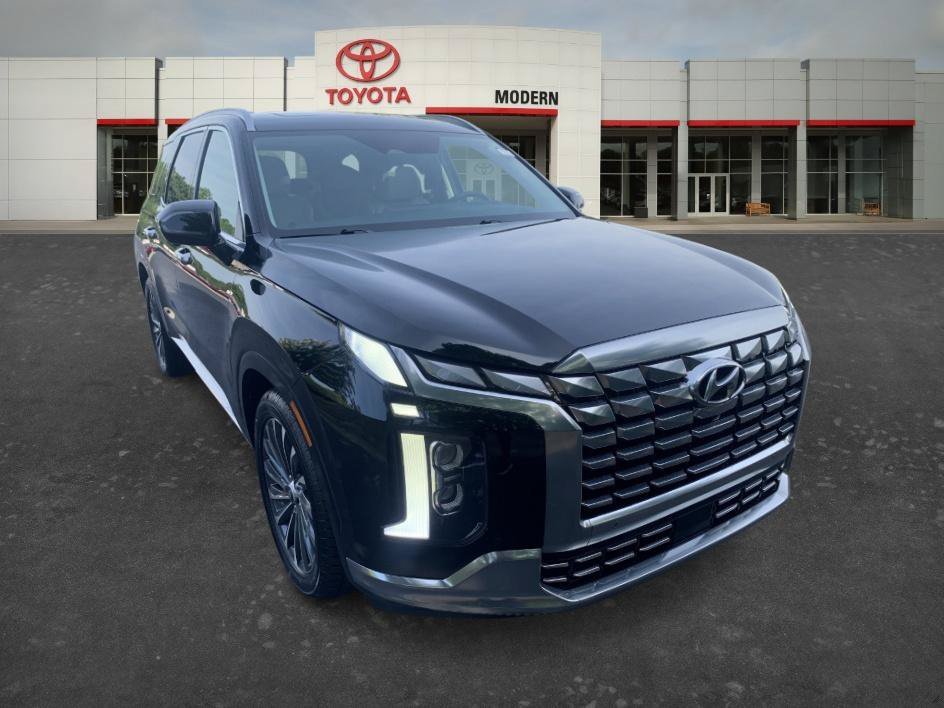 Used 2024 Abyss Black Pearl Hyundai Calligraphy image 3