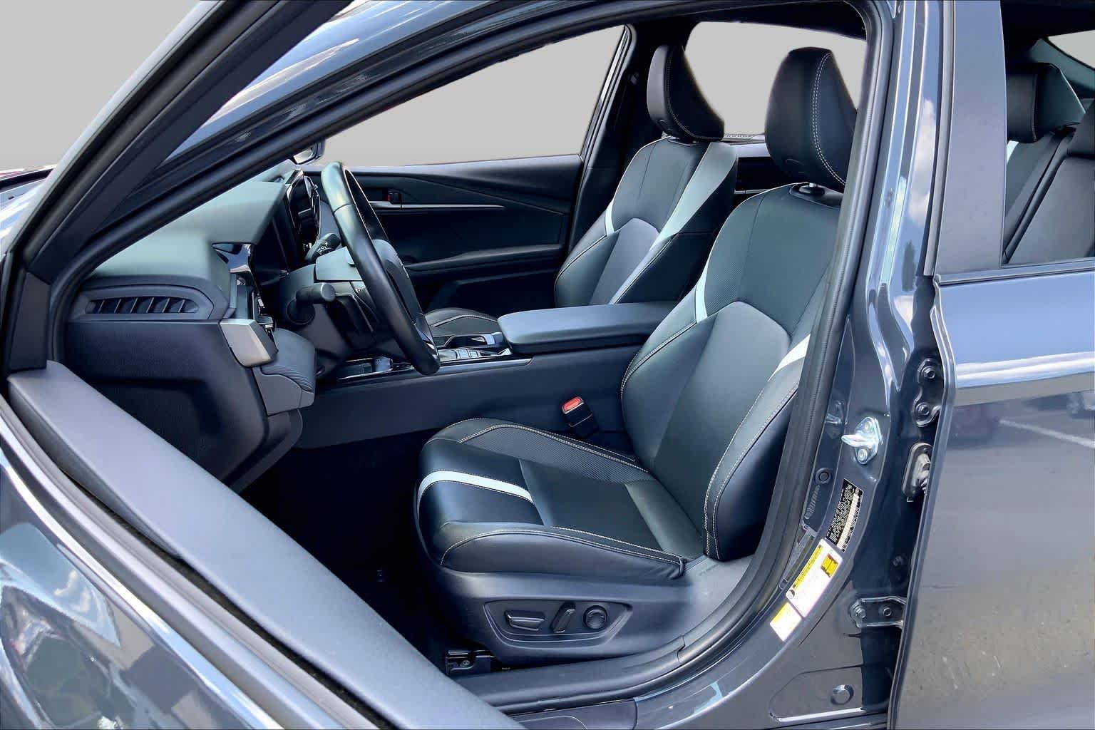 Pre-Owned 2025 Toyota Camry SE