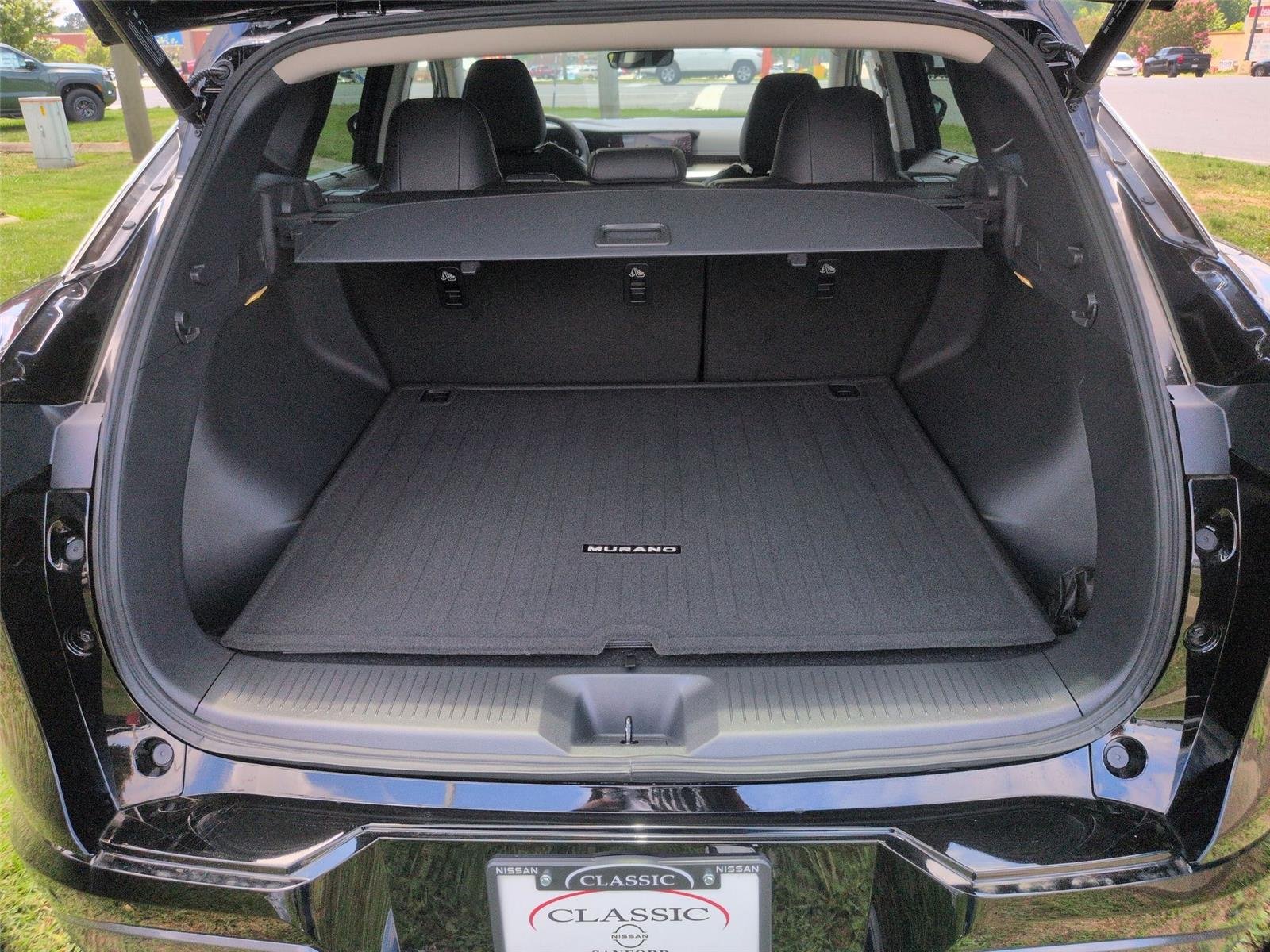 New 2026 Super Black Nissan Platinum image 36